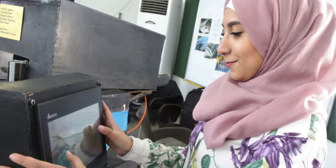 Las Prácticas profesionales de UNRWA abren las puertas a un futuro mejor
