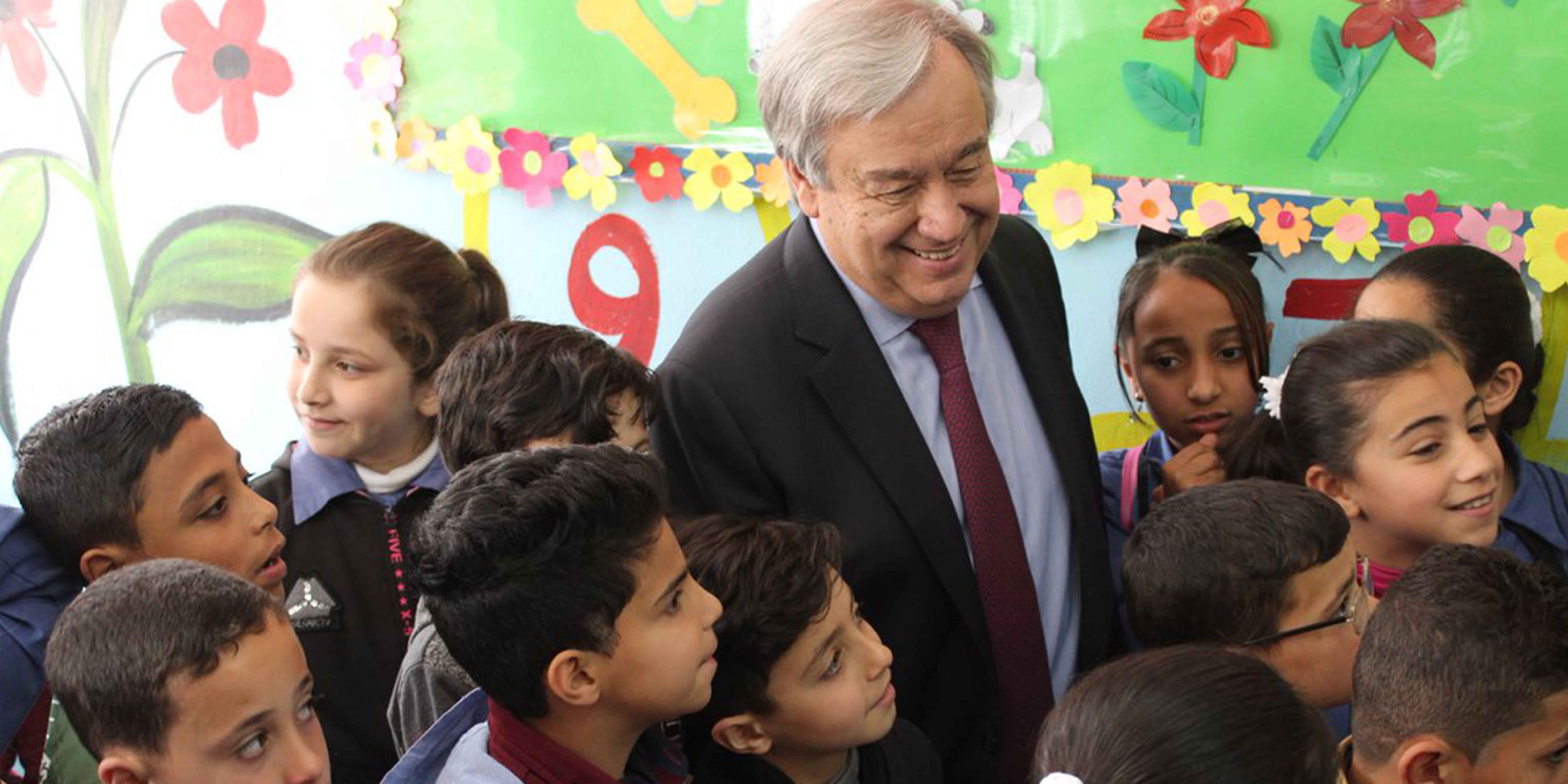 El Secretario General de las Naciones Unidas visita el campamento de Baqa’a en Jordania